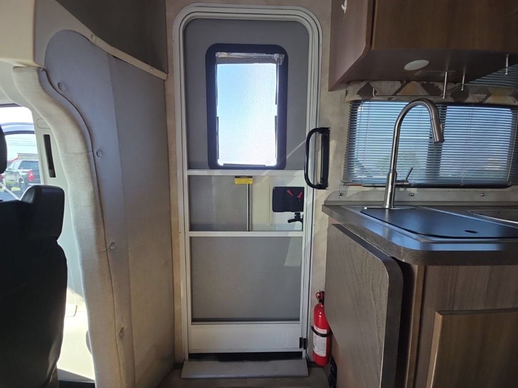 Used 2016 RAM ProMaster 3500 FWD image 16