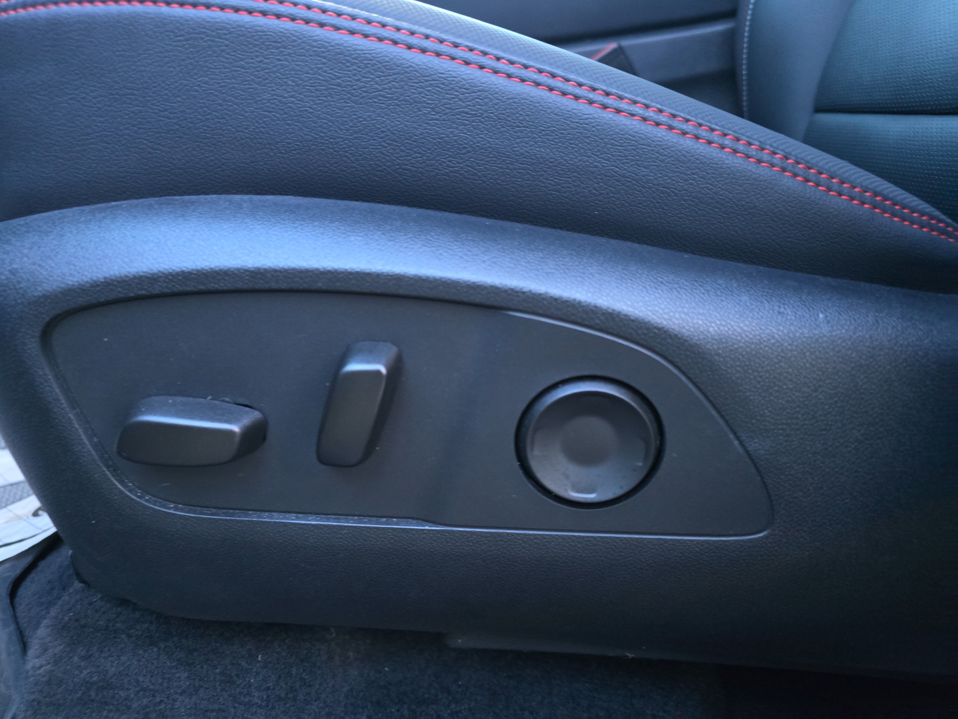 Used 2024 Chevrolet Traverse RS w/ LPO, Floor Liner Package image 13