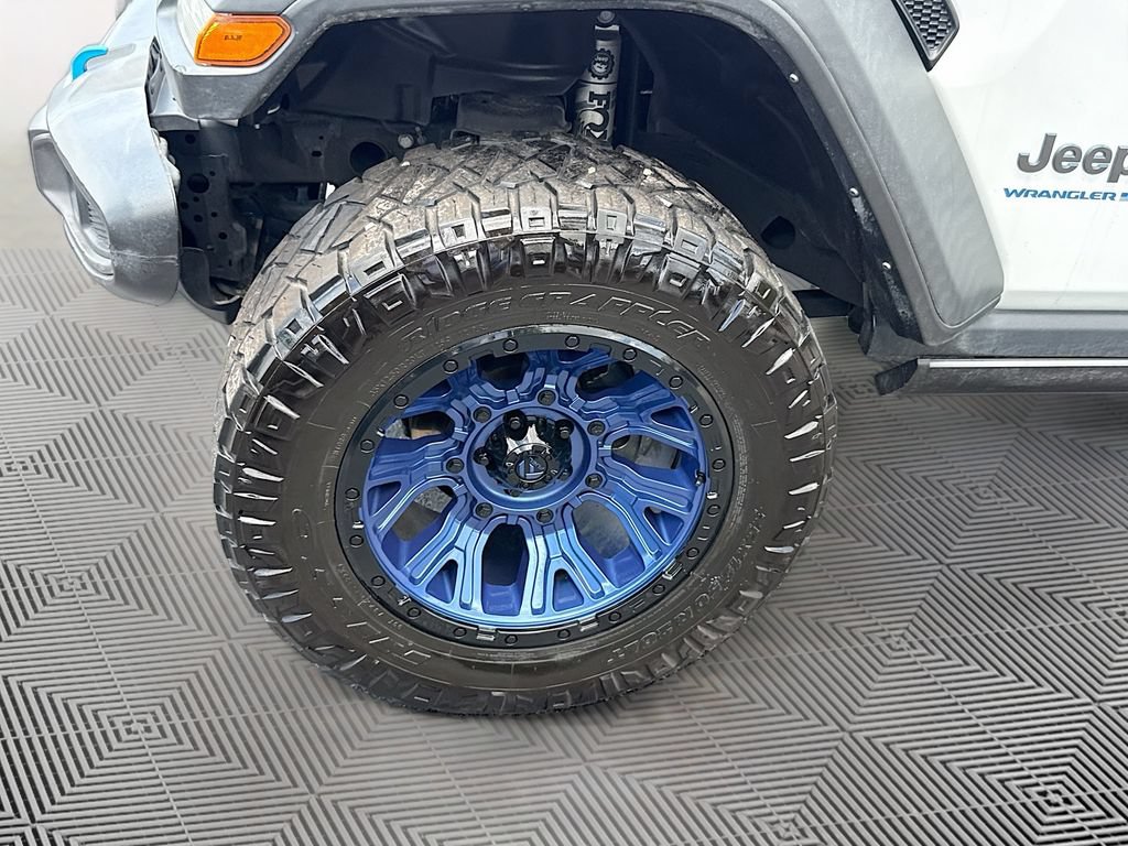 Used 2023 Jeep Wrangler Unlimited Rubicon 4xe AWD/4WD image 34