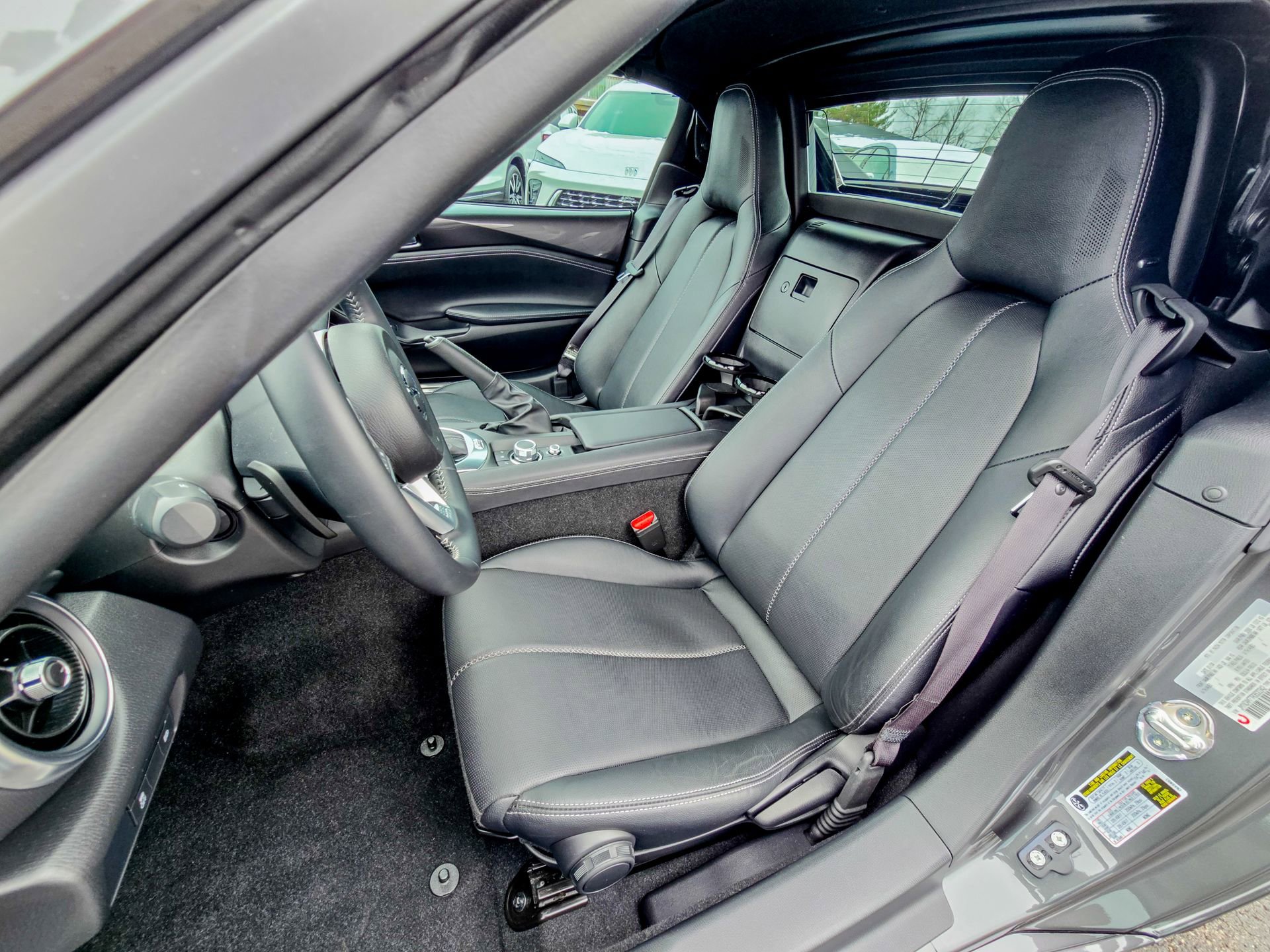 Used 2024 MAZDA MX-5 Miata RF Grand Touring image 33