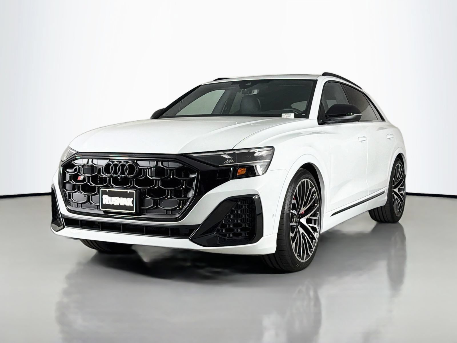 New 2026 Audi SQ8 Premium Plus AWD/4WD image 3