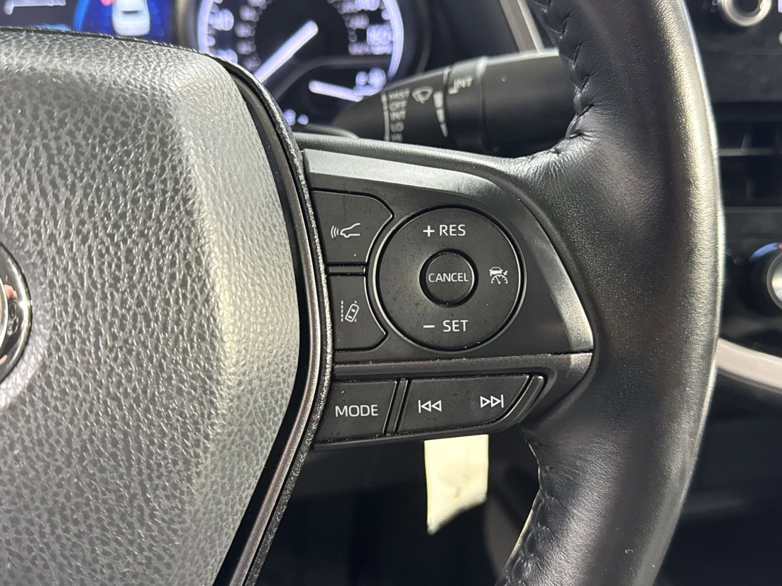 Used 2023 Toyota Camry SE image 36