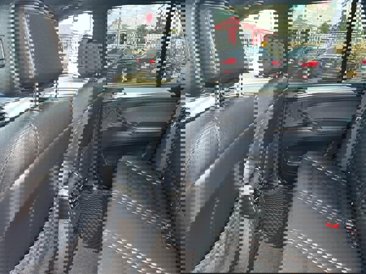 Used 2011 BMW X5 xDrive50i image 20