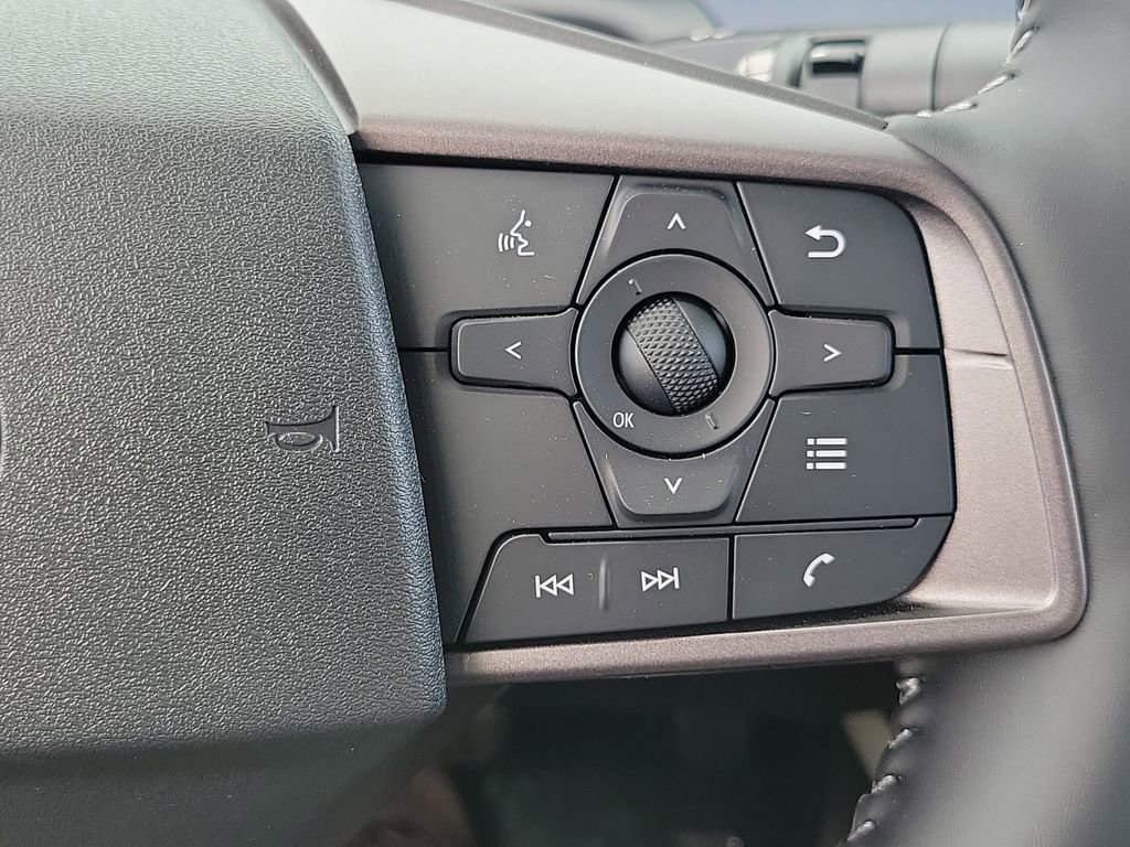 New 2026 Nissan Sentra SL w/ Floor Mat Package FWD image 6