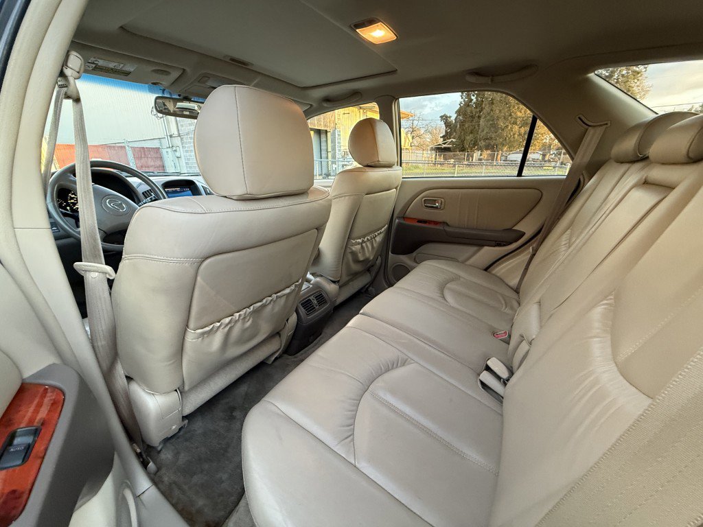 Used 2002 Lexus RX 300 image 18