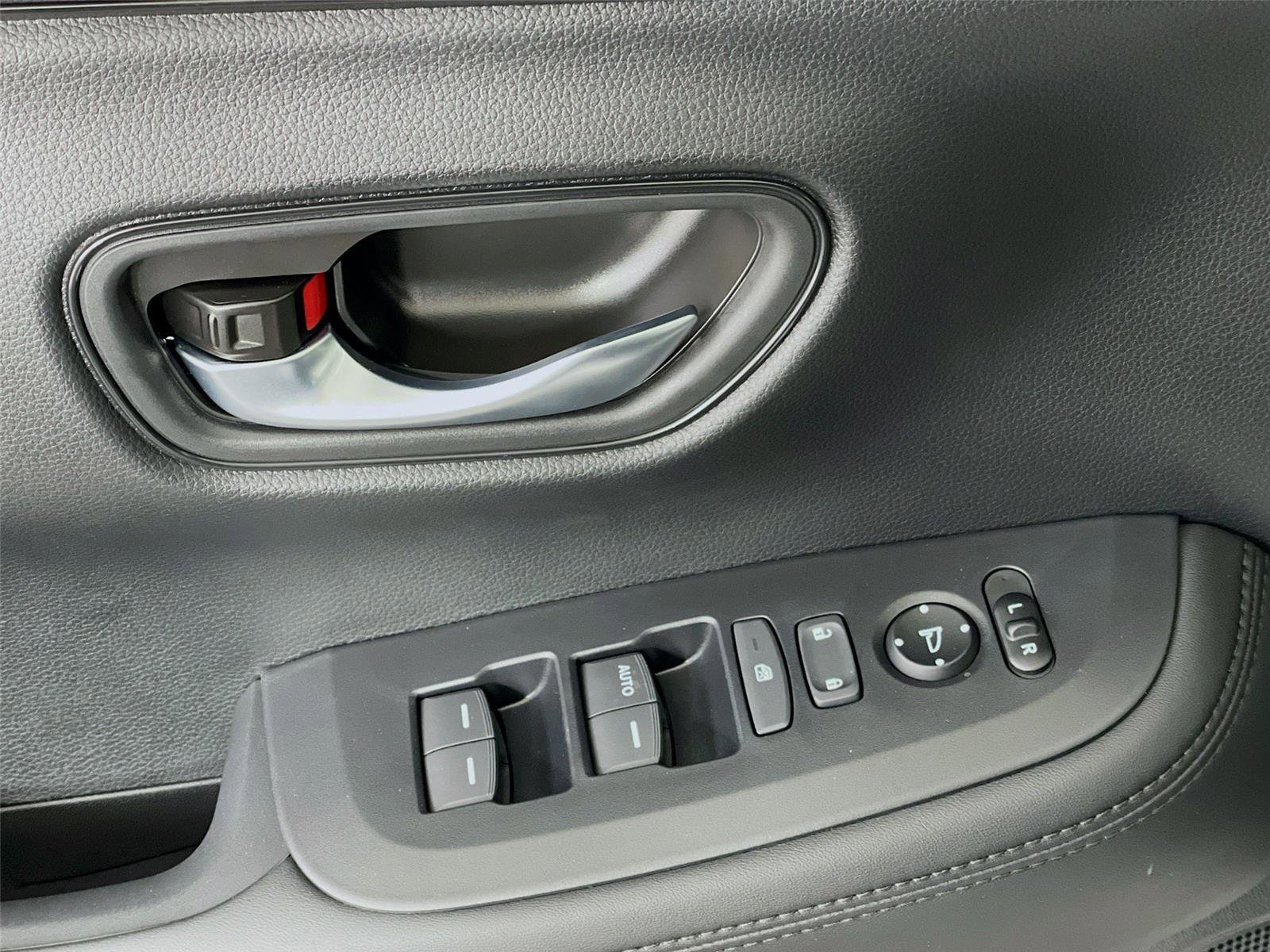 New 2026 Honda HR-V LX image 17