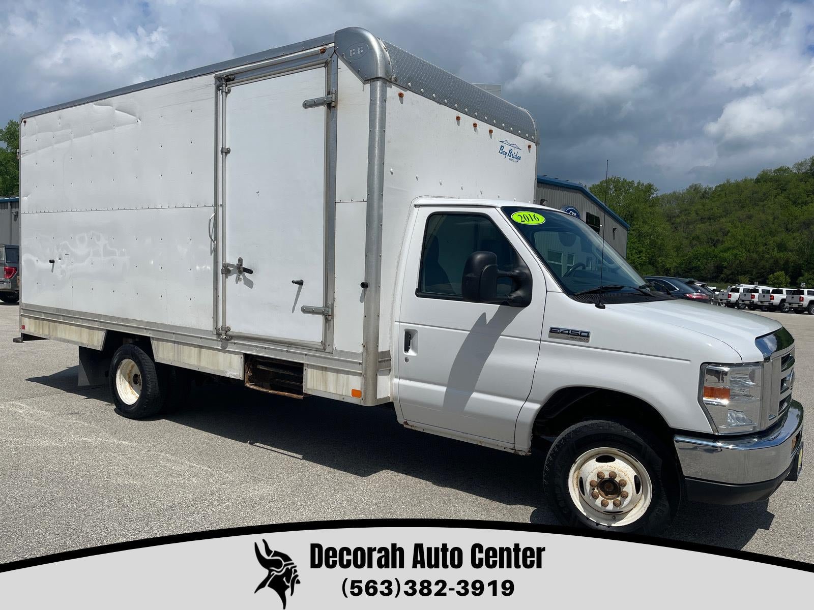 Used 2016 Ford E-450 and Econoline 450 Super Duty RWD image 1