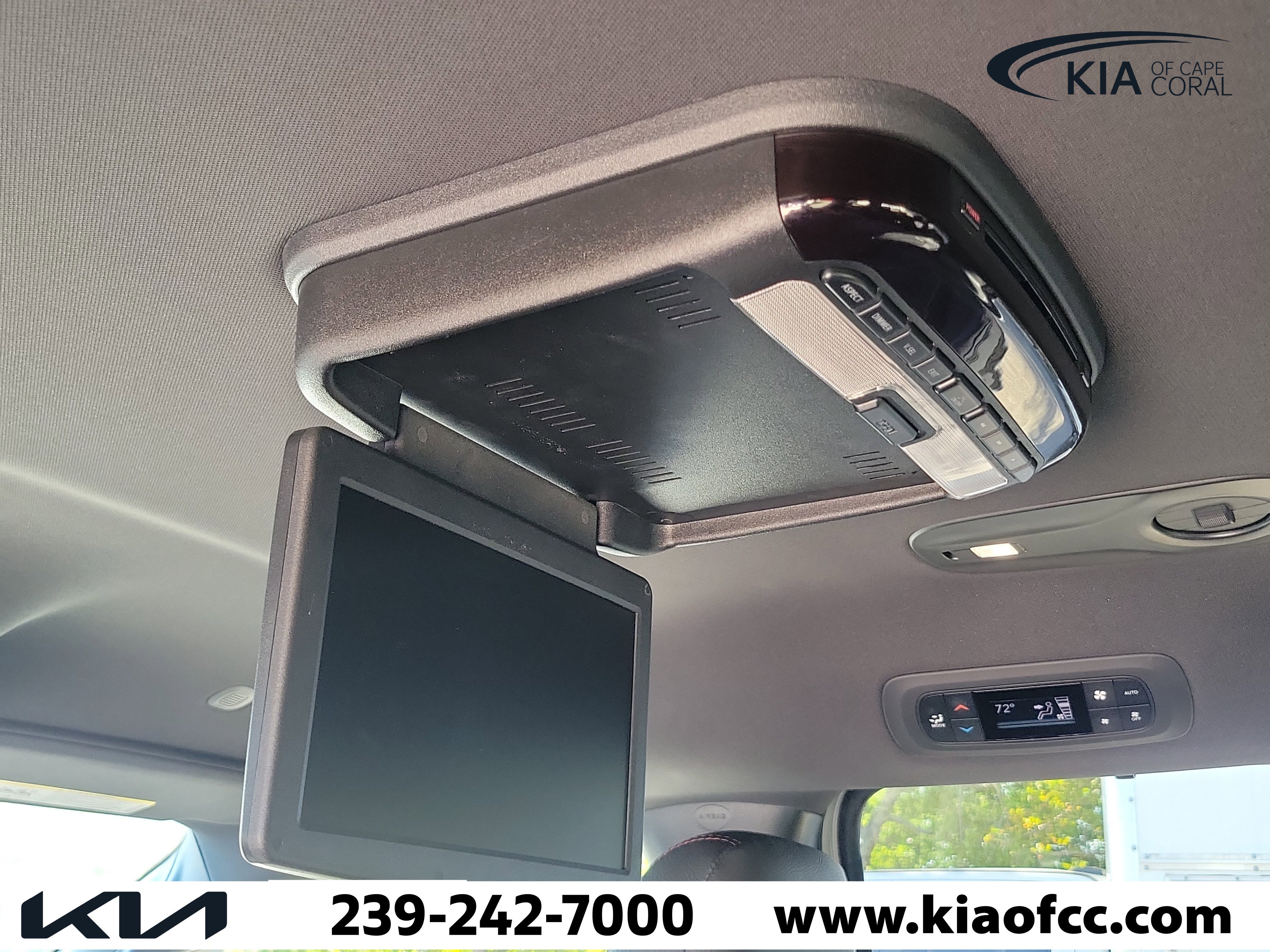 Used 2020 Chrysler Pacifica Touring-L image 16