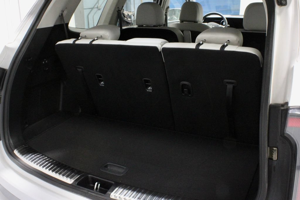 Used 2024 Kia Telluride SX Prestige AWD/4WD image 16