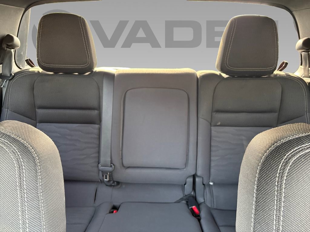 Used 2023 Nissan Frontier SV w/ Midnight Edition Package image 2