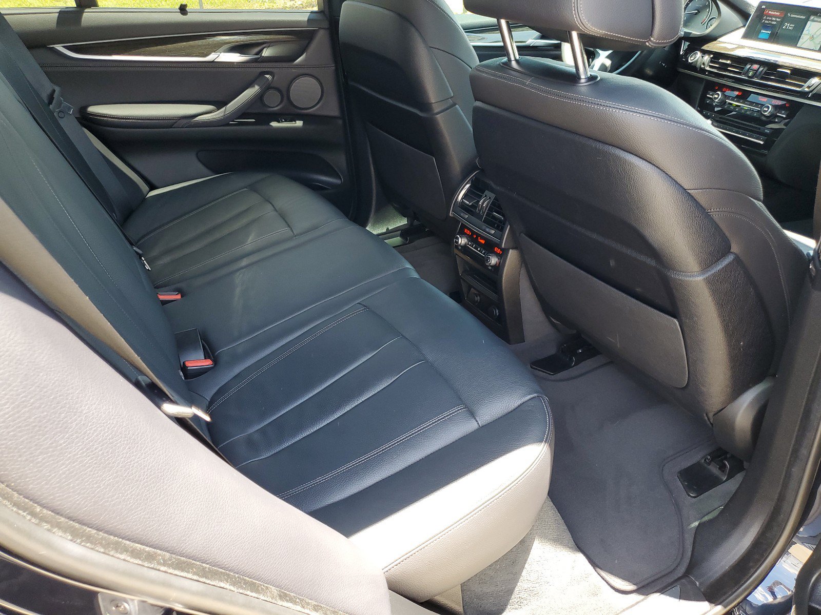 Used 2018 BMW X5 xDrive50i AWD/4WD image 11