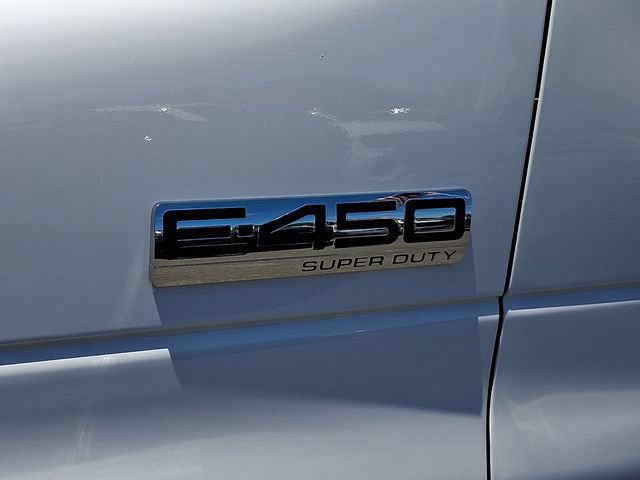 Used 2024 Ford E-450 and Econoline 450 Super Duty RWD image 32