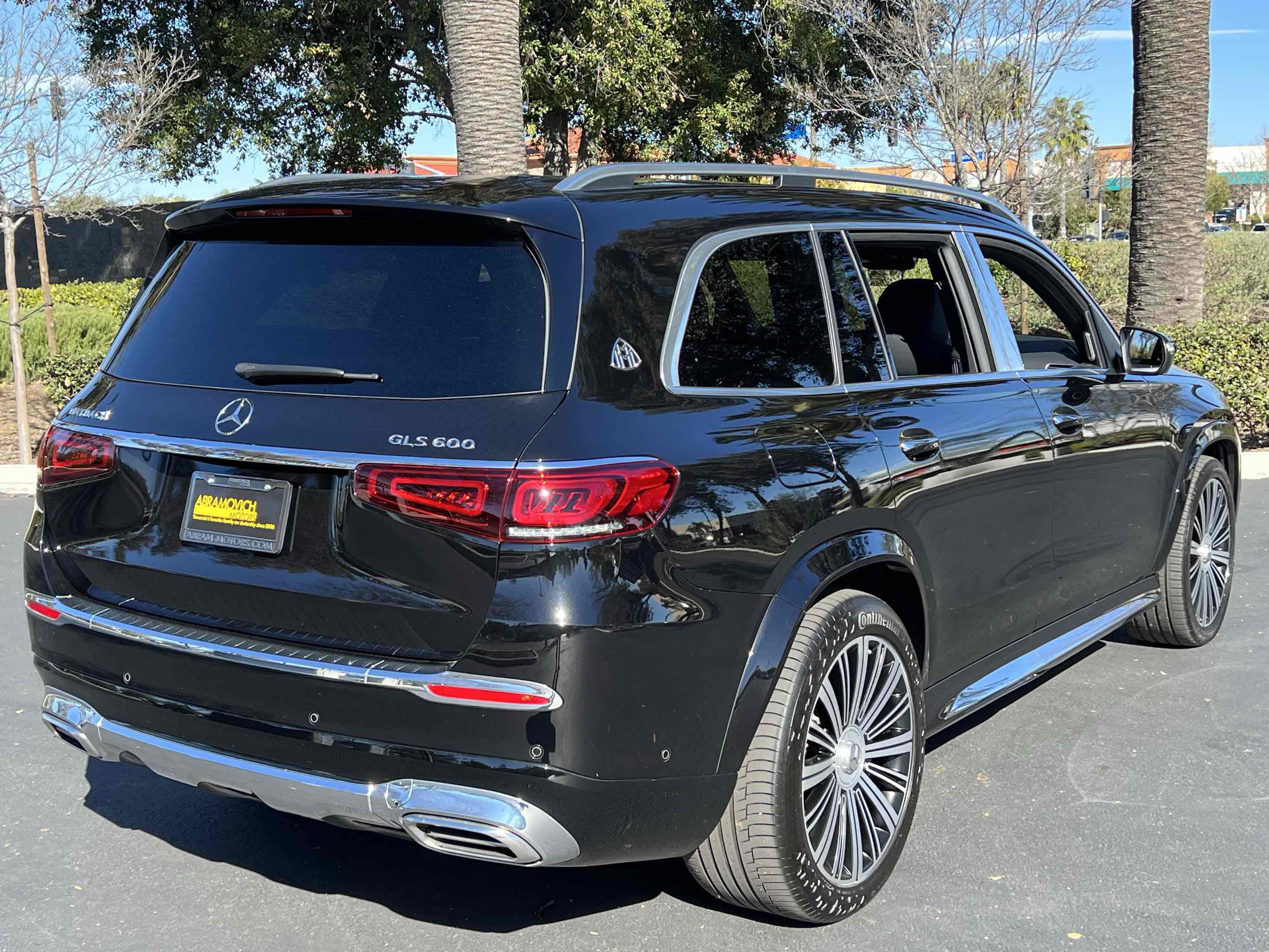 Used 2023 Mercedes-Benz Maybach GLS 600 4MATIC image 15