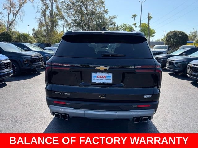 Used 2026 Chevrolet Traverse LT FWD image 5