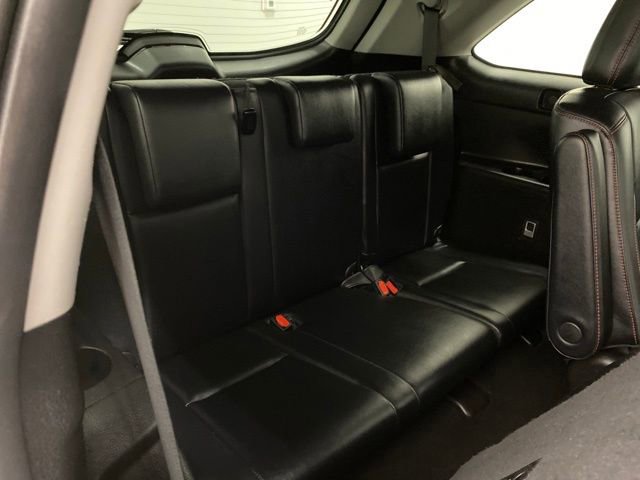 Used 2019 Toyota Highlander SE image 37