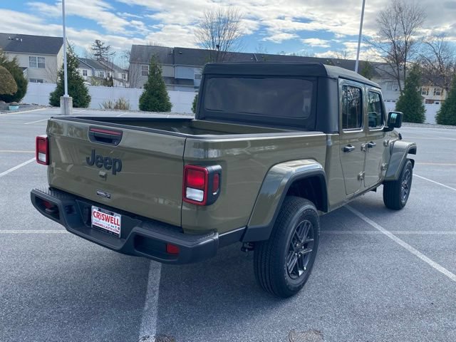 New 2026 Jeep Gladiator Sport AWD/4WD image 8