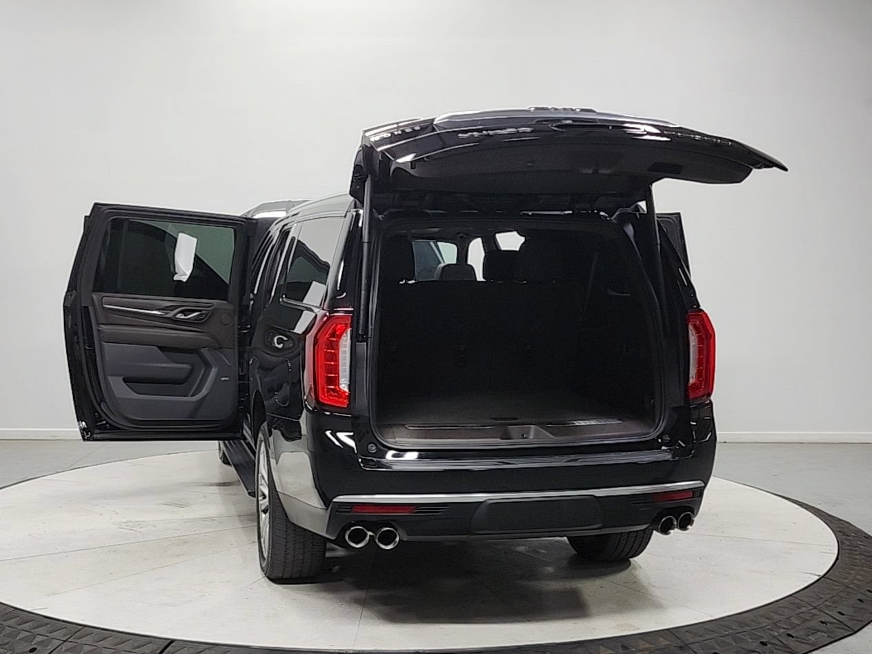 Used 2021 GMC Yukon XL Denali AWD/4WD image 14