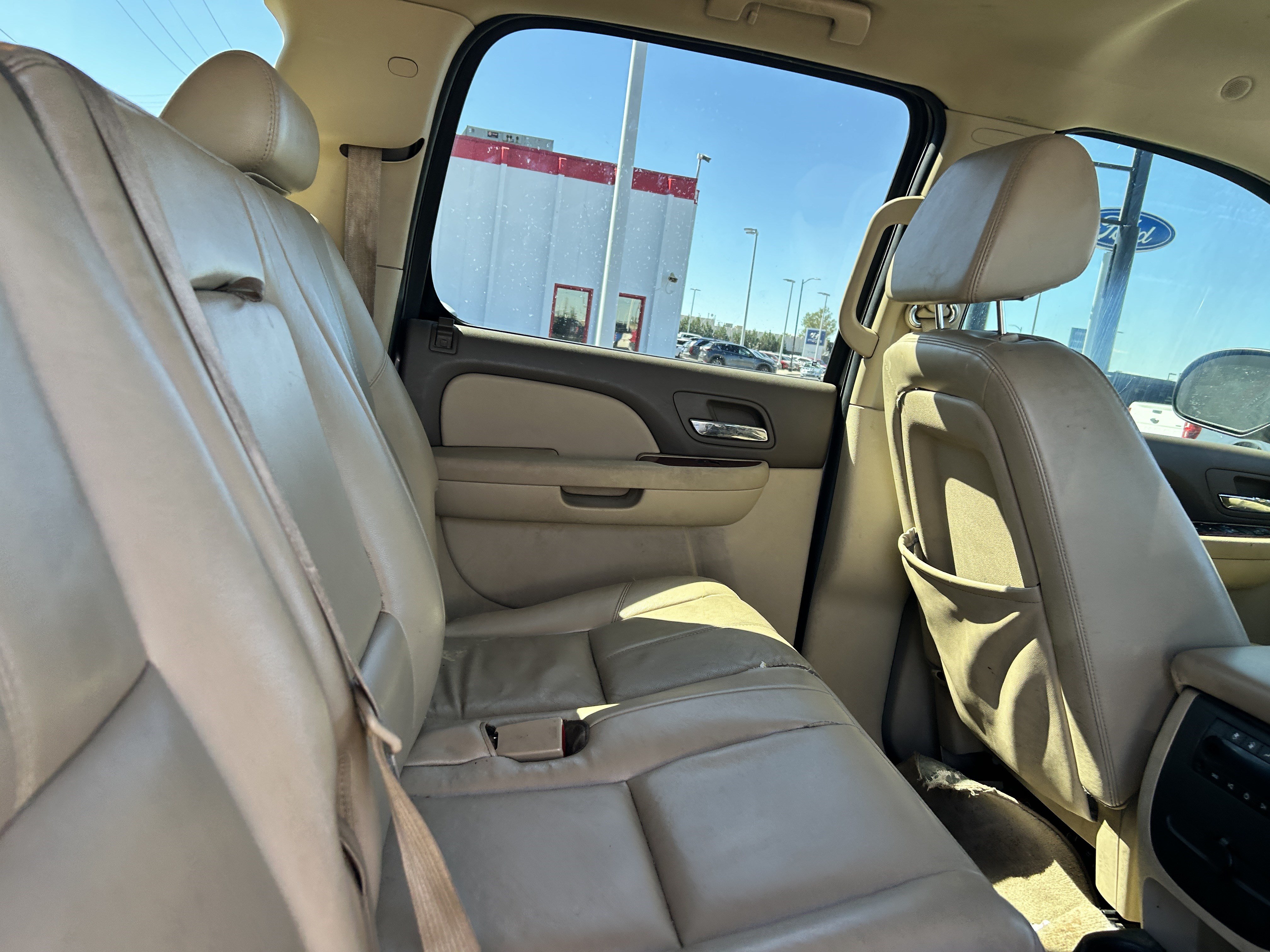 Used 2009 Chevrolet Suburban LT AWD/4WD image 11