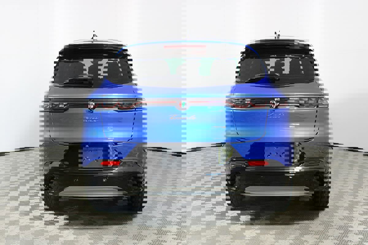 Used 2024 Alfa Romeo Tonale Ti AWD/4WD image 35