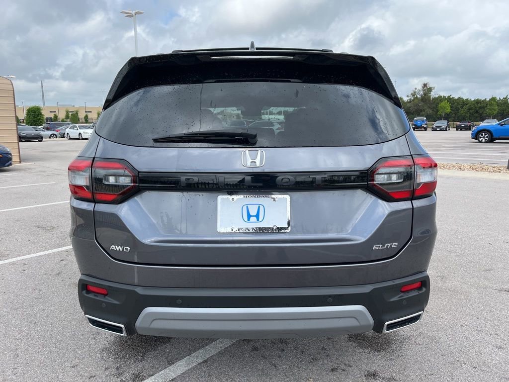 Used 2025 Honda Pilot Elite image 5