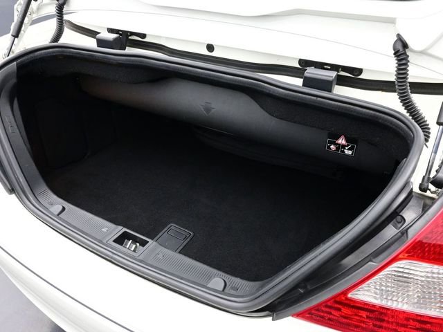 Used 2009 Mercedes-Benz CLK 350 Cabriolet image 13