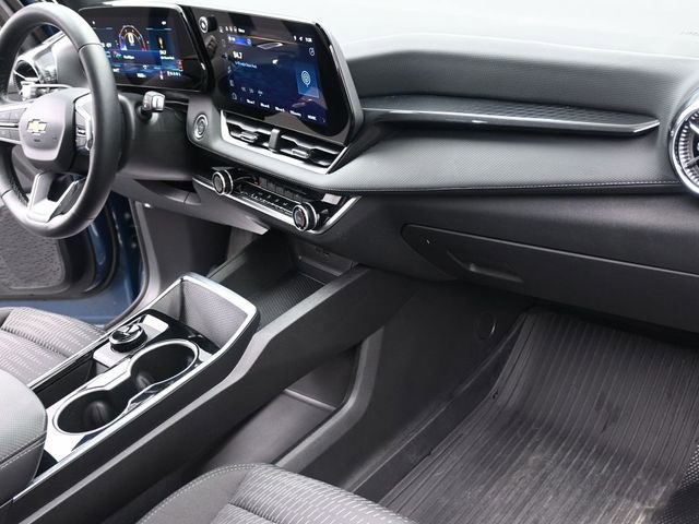 Used 2026 Chevrolet Equinox LT image 28