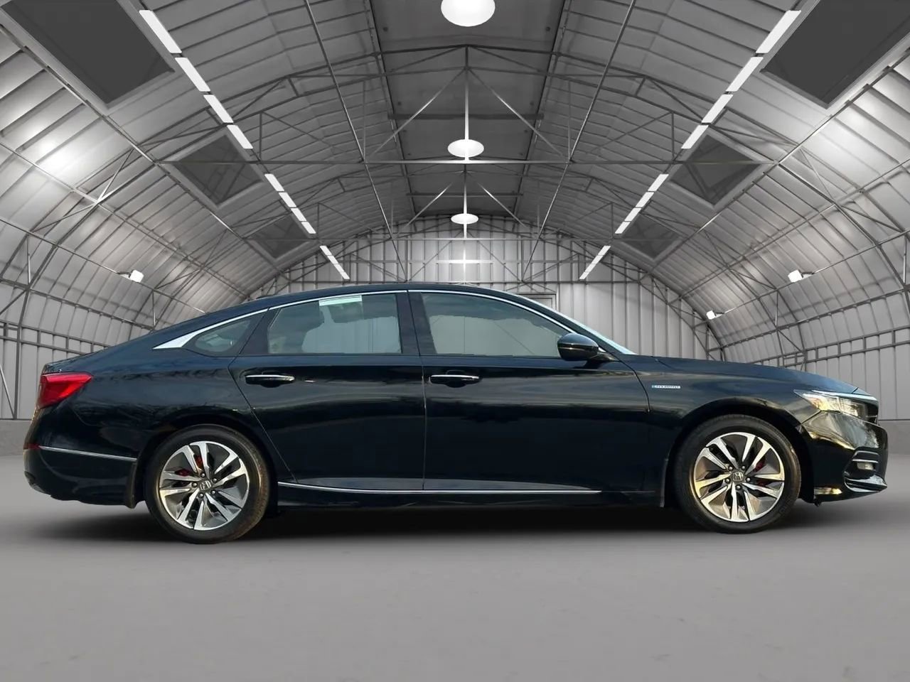 Used 2018 Honda Accord Touring image 8