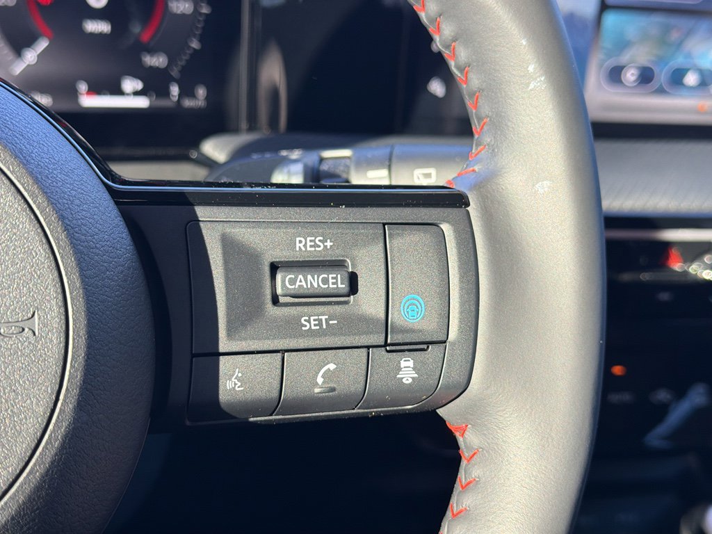 Certified 2025 Nissan Kicks SR image 20