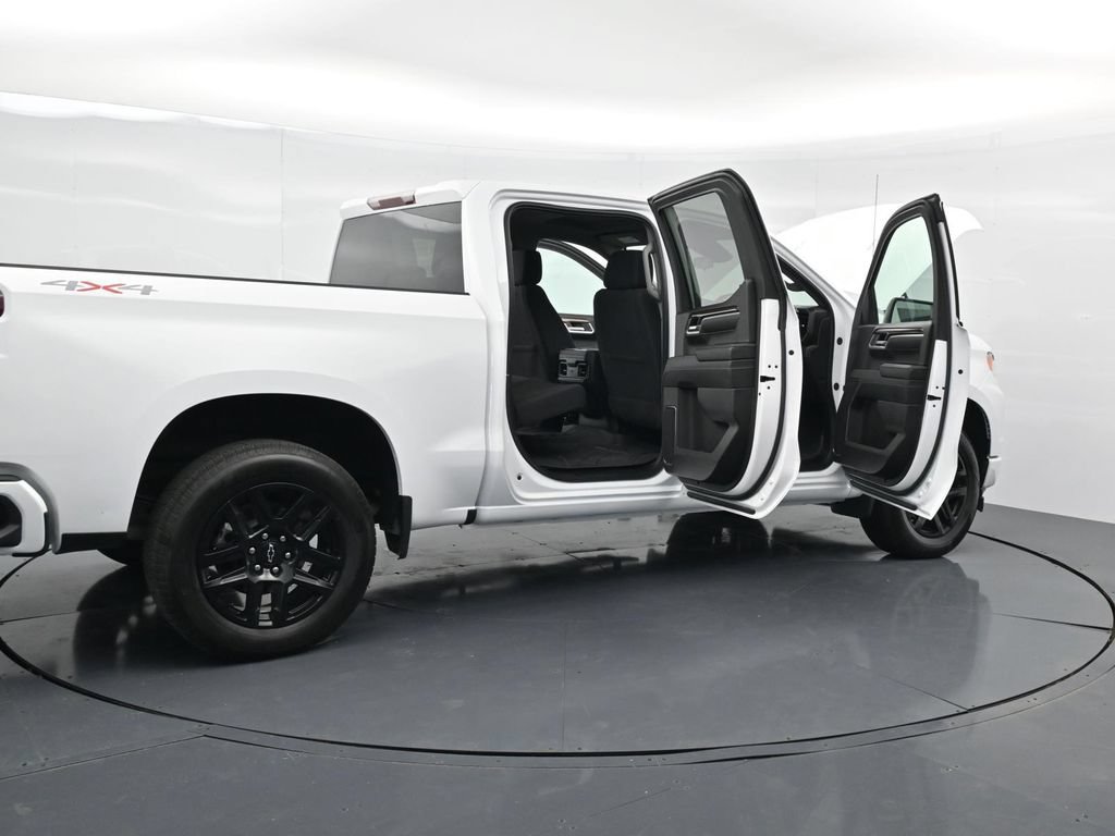 Used 2025 Chevrolet Silverado 1500 RST w/ LPO, Liner Protection Package AWD/4WD image 39