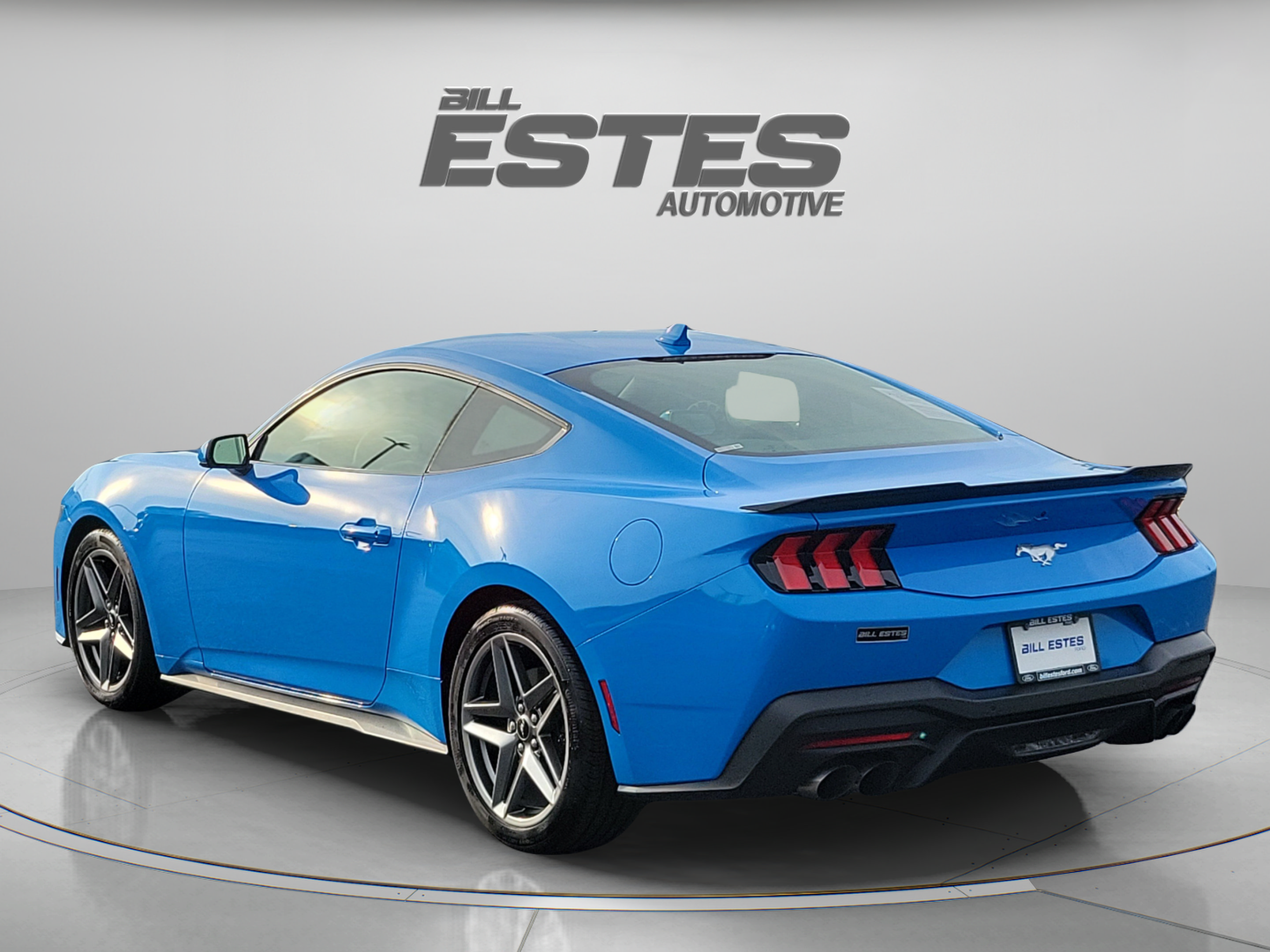 Used 2026 Ford Mustang Coupe RWD image 2
