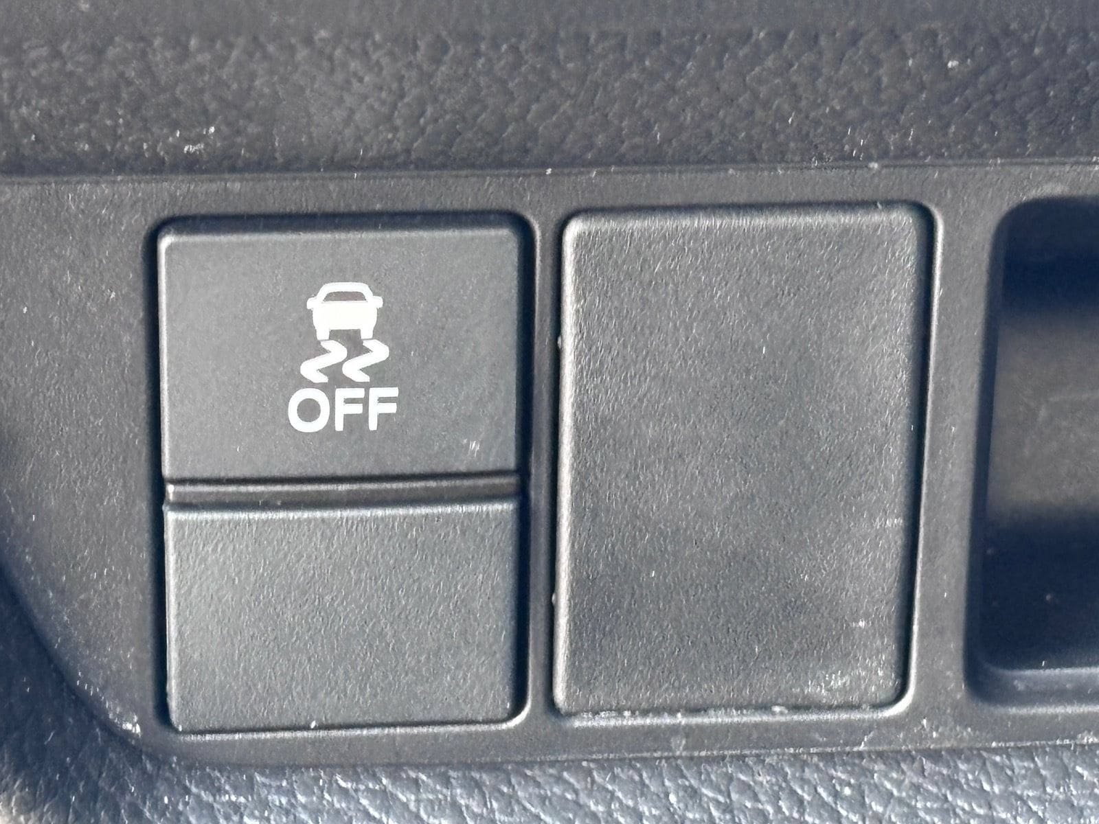 Certified 2024 Honda HR-V LX image 22