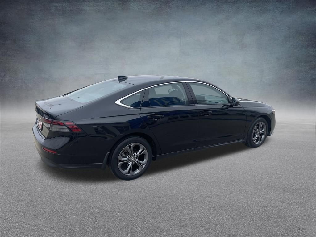 Certified 2023 Honda Accord EX image 6