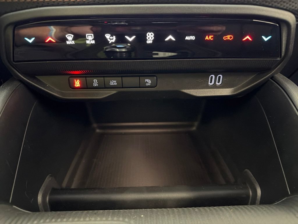 New 2026 Jeep Cherokee Limited AWD/4WD image 17