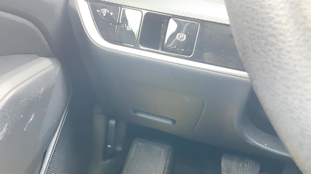 Used 2024 Kia Sportage LX image 28