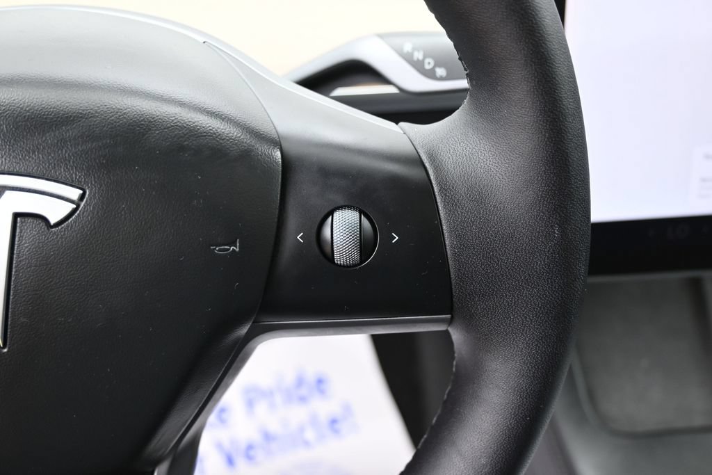Used 2023 Tesla Model 3 Standard Range RWD image 19