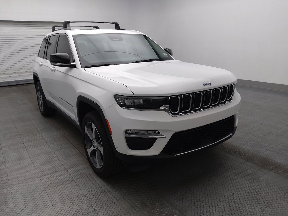 Used 2022 Jeep Grand Cherokee Limited 4xe w/ Luxury Tech Group II image 13