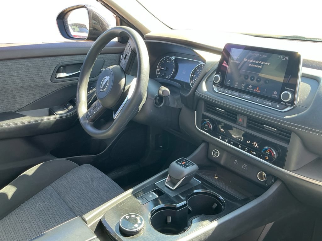 Used 2023 Nissan Rogue SV AWD/4WD image 16