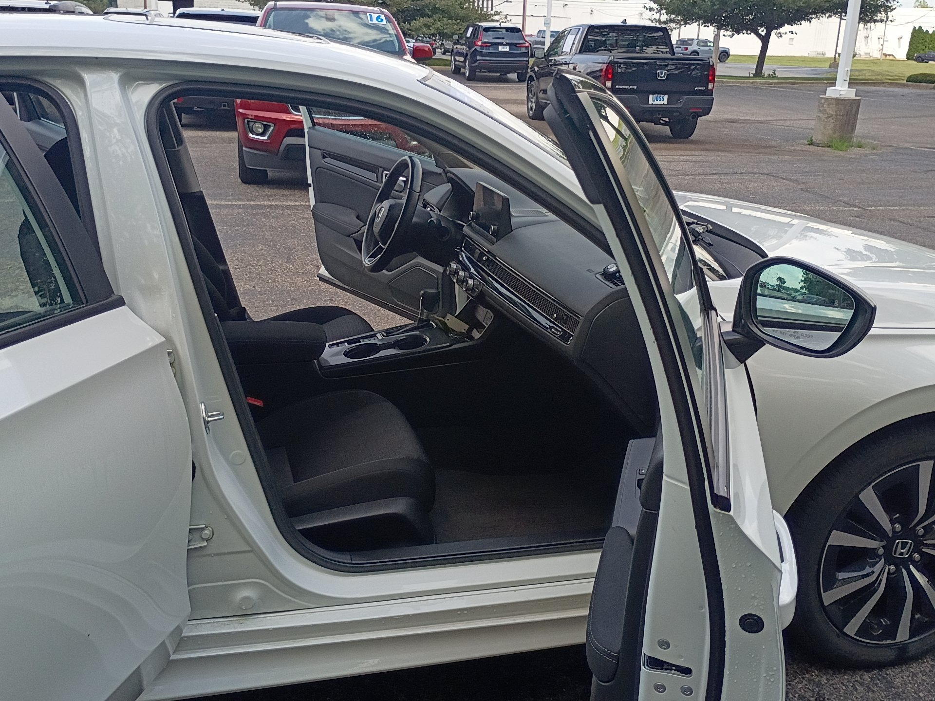 Used 2024 Honda Civic EX image 16
