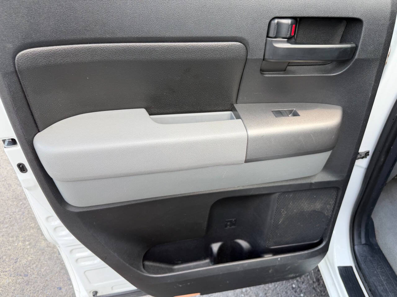 Used 2010 Toyota Tundra 4x4 Double Cab image 30