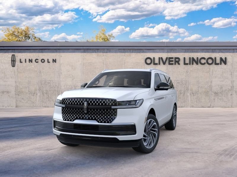 New 2026 Lincoln Navigator Reserve AWD/4WD image 2