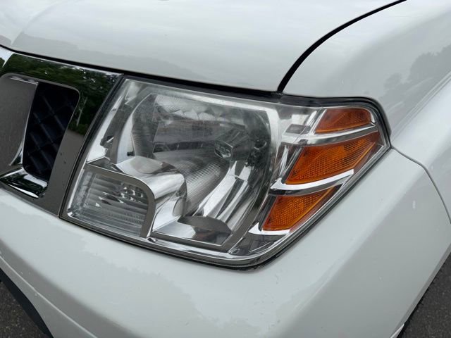 Used 2019 Nissan Frontier SV RWD image 9
