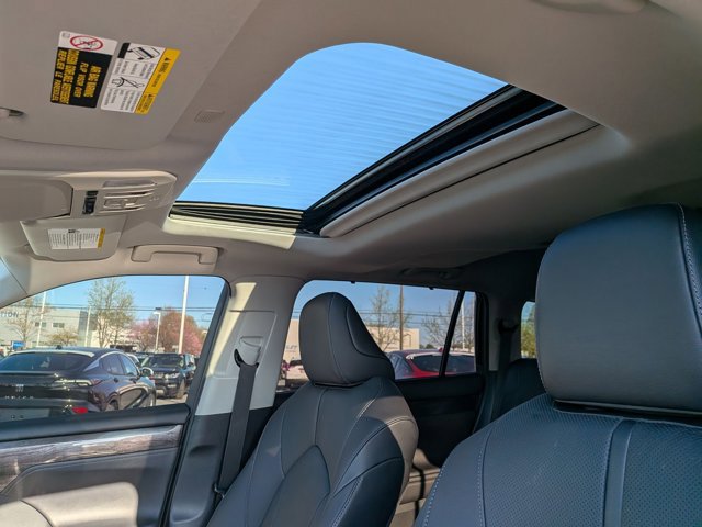 Used 2020 Toyota Highlander Limited image 14