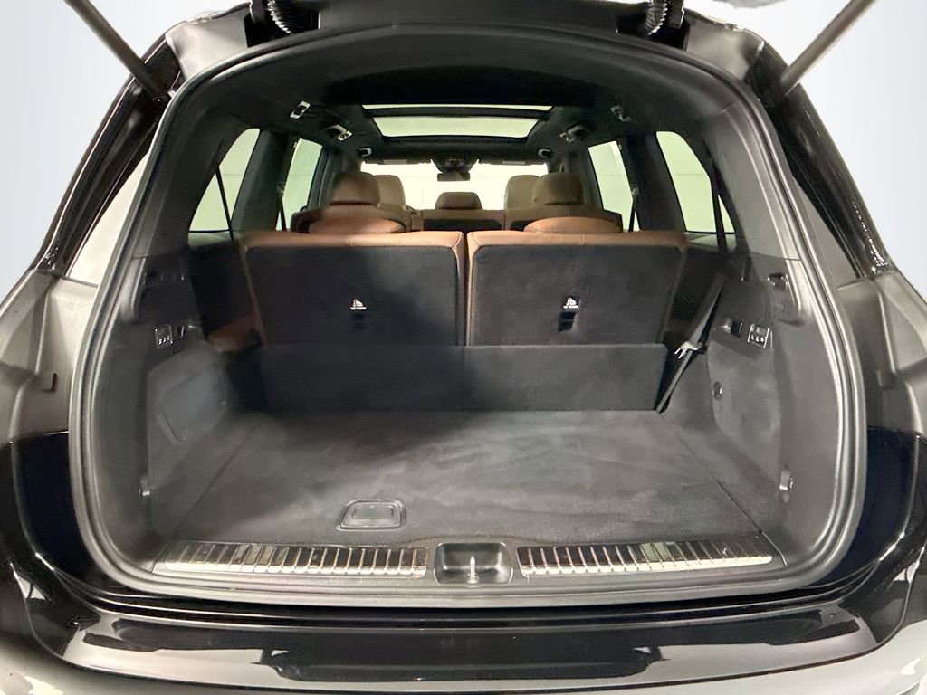 Used 2025 Mercedes-Benz GLS 450 4MATIC image 29