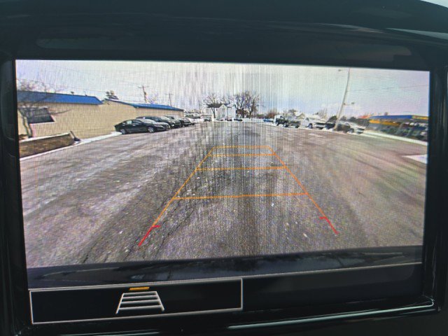 Used 2023 Chevrolet Traverse LS image 22