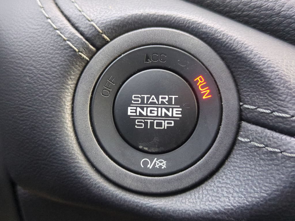 Used 2022 Dodge Durango GT RWD image 31