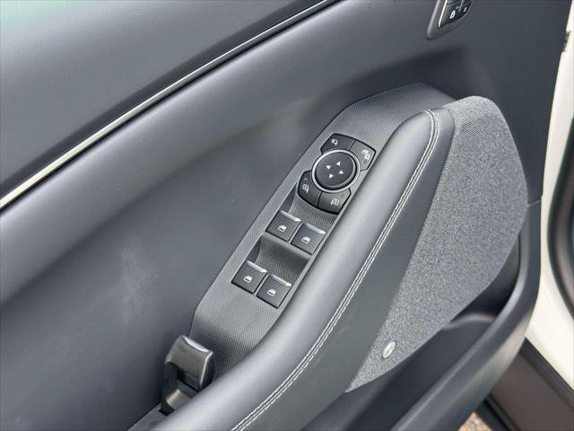 Used 2025 Ford Mustang Mach-E Premium AWD/4WD image 19