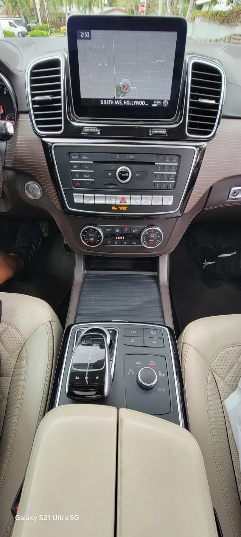 Used 2018 Mercedes-Benz GLS 550 4MATIC w/ Grand Edition Package image 12