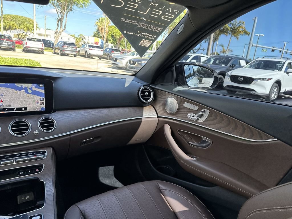 Used 2022 Mercedes-Benz E 350 Sedan w/ Driver Assistance Package image 15