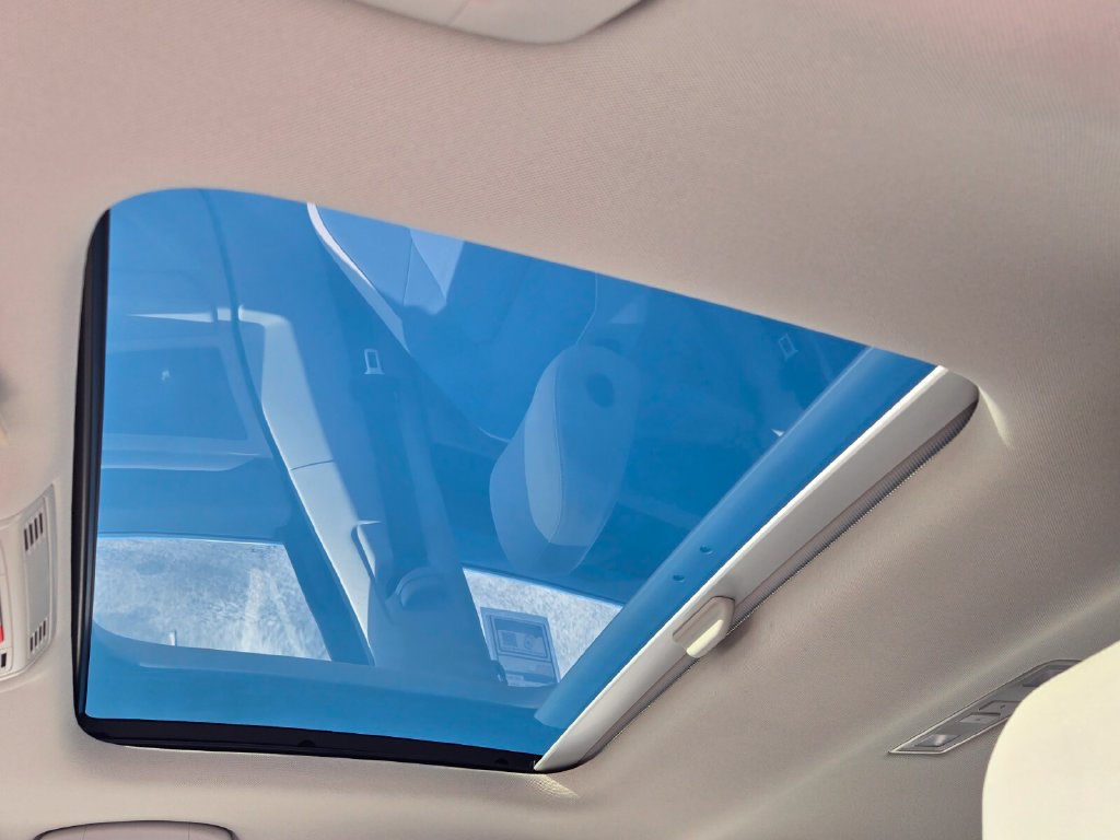 New 2027 Volkswagen Jetta SE FWD image 9
