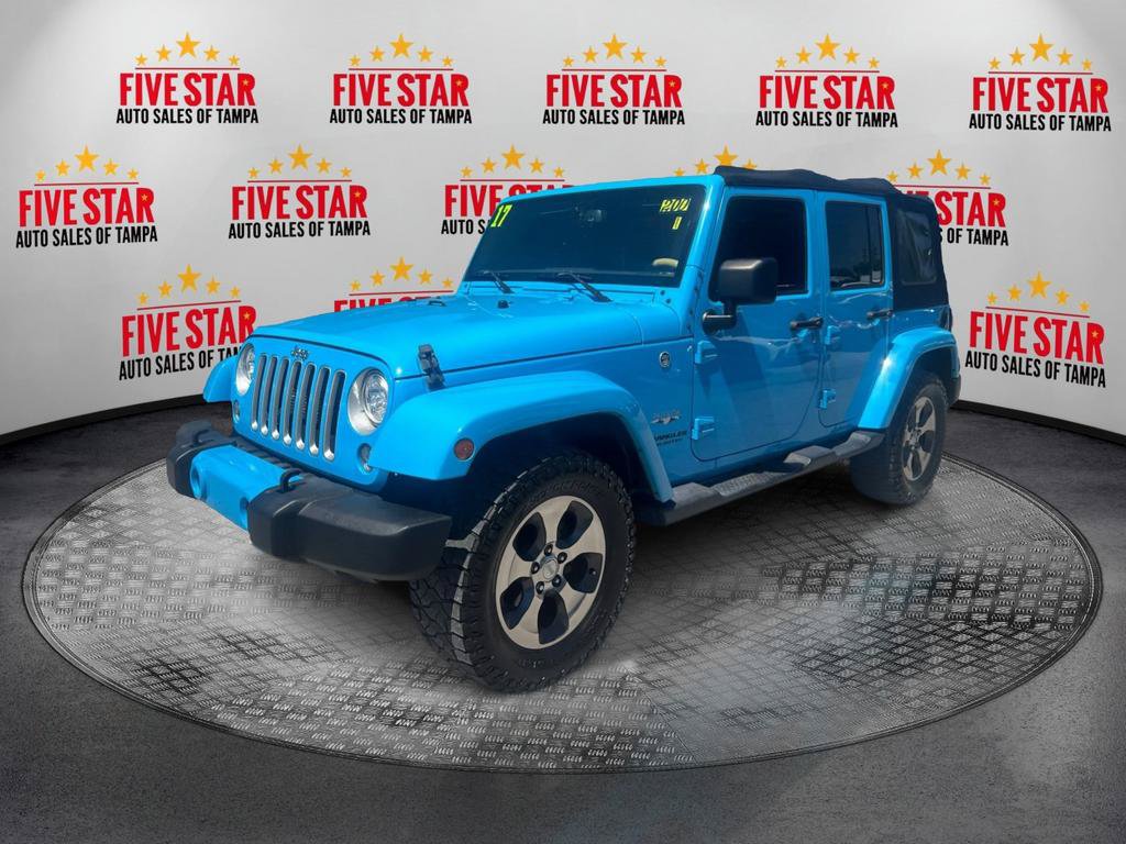 Used 2017 Jeep Wrangler Unlimited Sahara w/ Connectivity Group AWD/4WD image 3